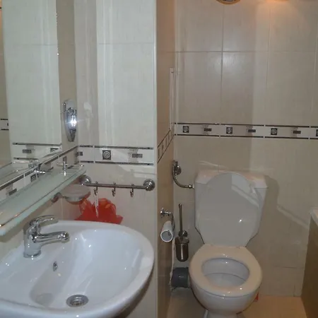 Bratanov Nobel Apartman *