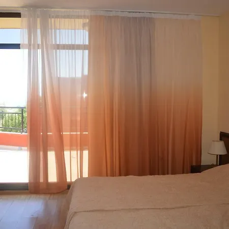 Bratanov Nobel Apartment Sunny Beach