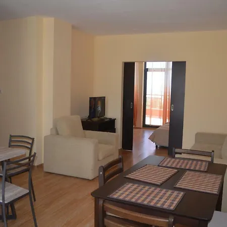 Apartment Bratanov Nobel *